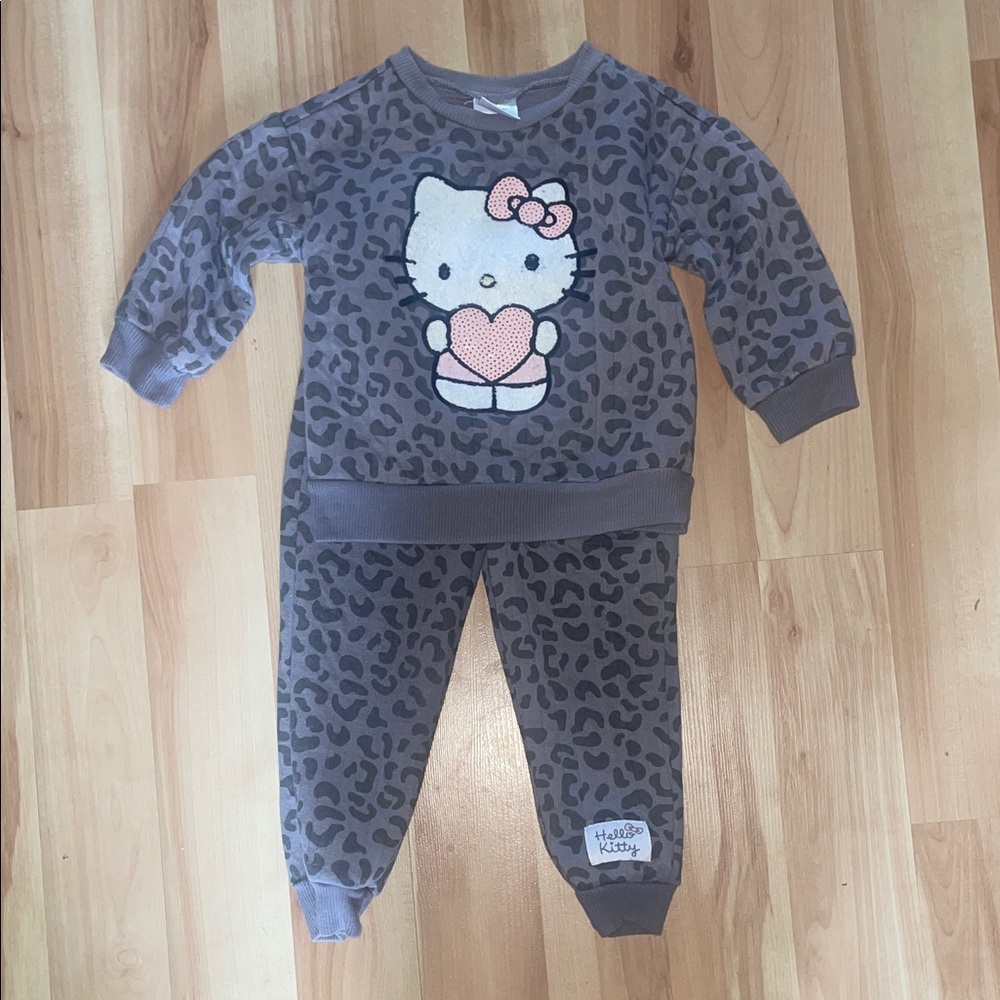Hello Kitty set size 2 T